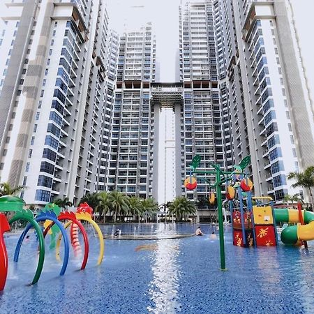 Atlantis Residences Melaka With 10-20 Pax L 3Km Jonker Экстерьер фото